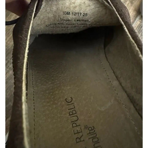 Banana Republic Ortholite Size 10M Brown Suede Longwings‎ Wing Tip Dress Shoes