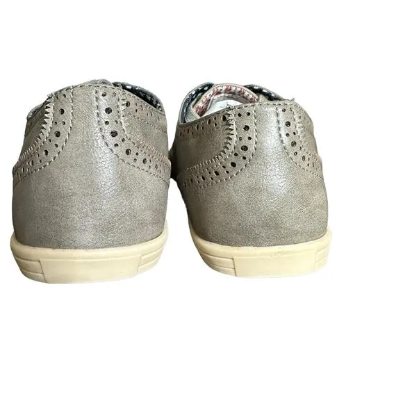 Ben Sherman Nicholas wingtip Oxford lt gray PU size 8