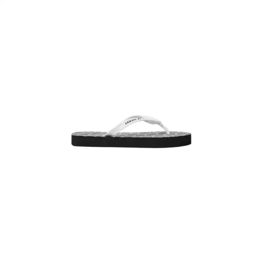 Black and White Flip Flop