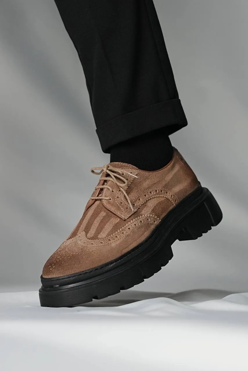 Brown Suede Wingtip Brogue Laces Chunky