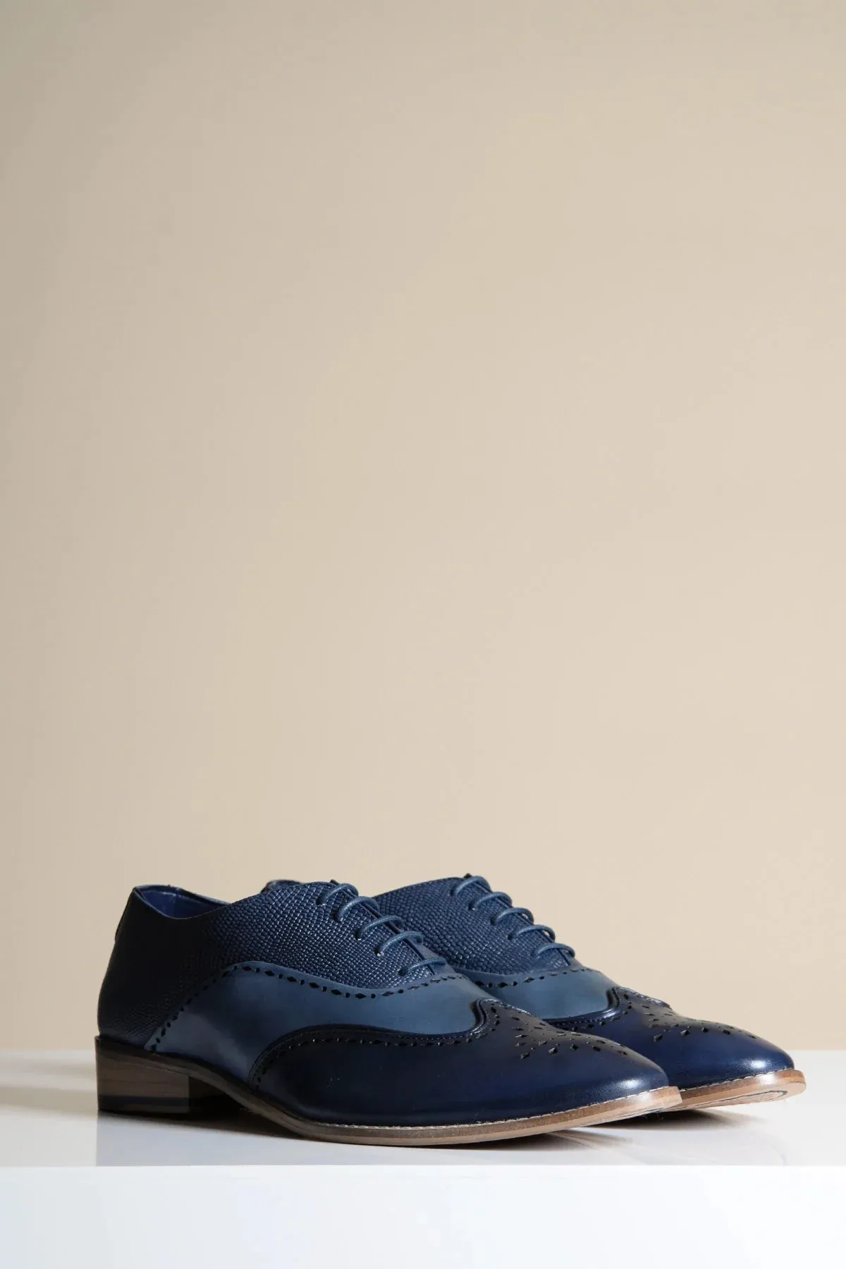 Chaussures en cuir blue marine Ryan Wingtip Brogues - Marc Darcy