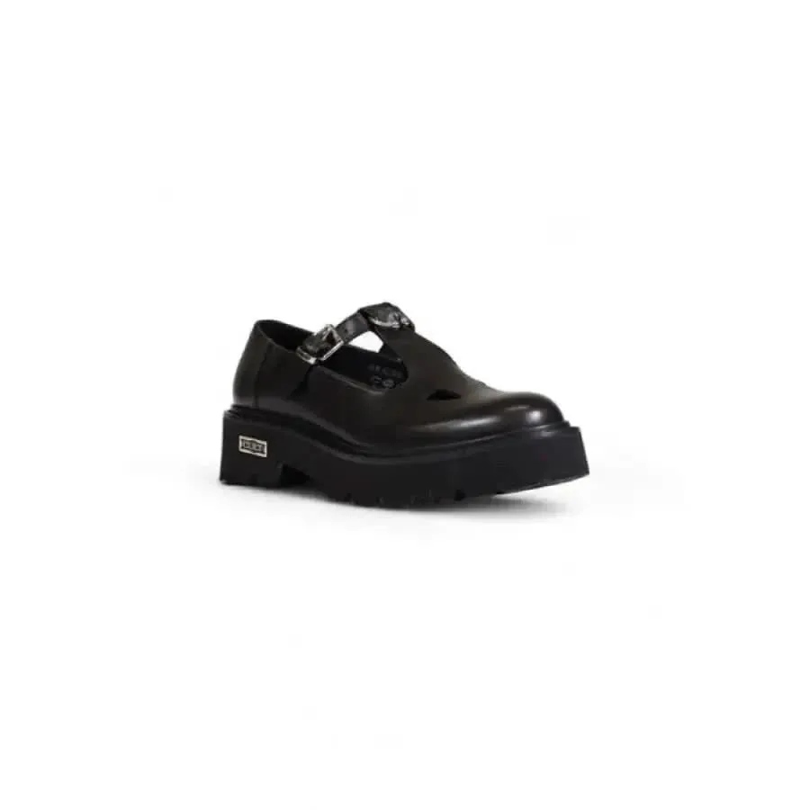 Cult Women Black Plain Leather Sandals