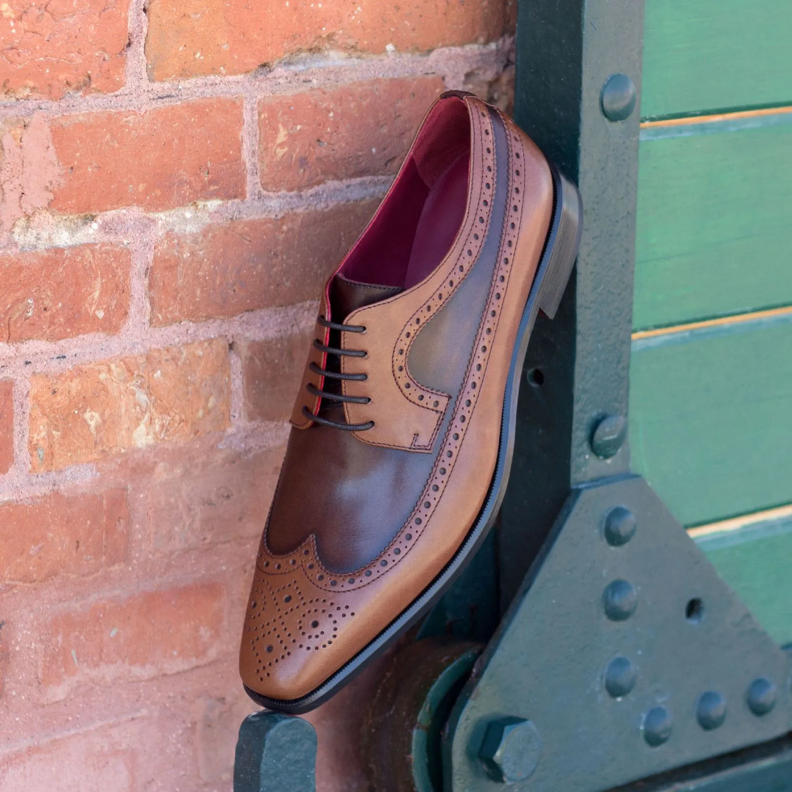 DapperFam Zephyr in Med Brown / Dark Brown Men's Italian Leather Longwing Blucher