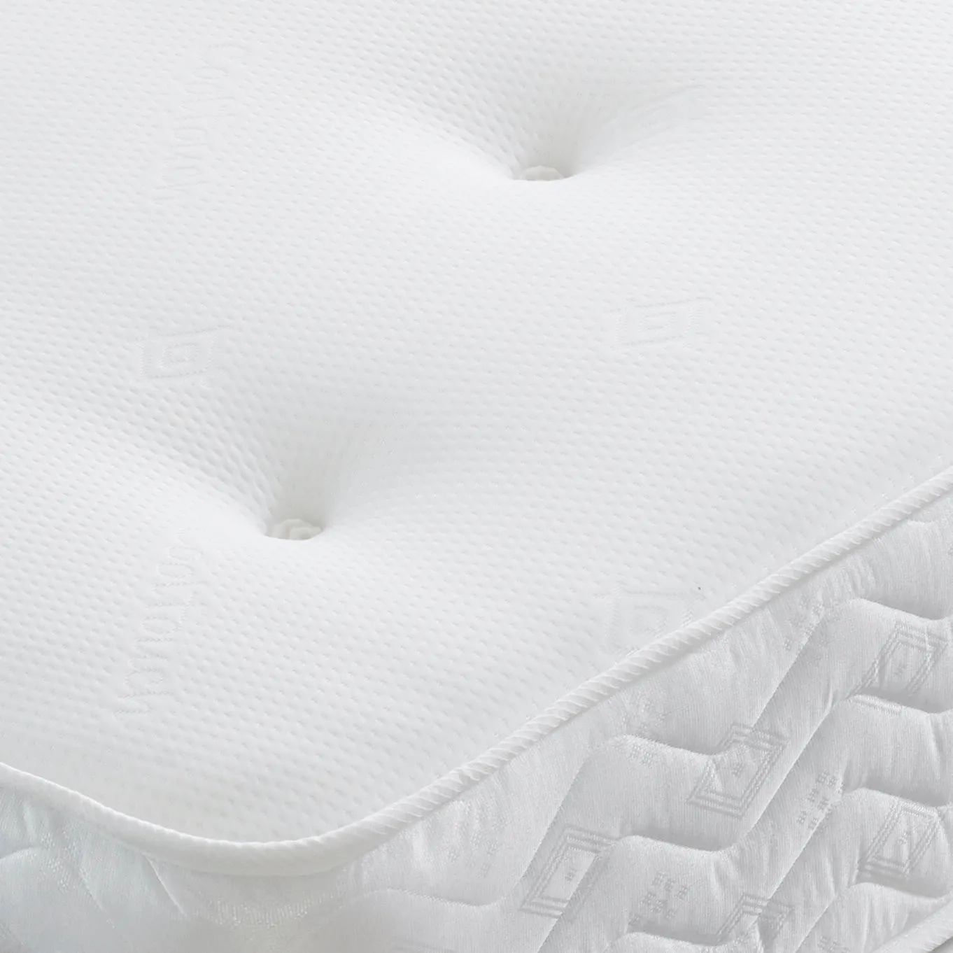 Everest Four Seasons Open Coil Memory Spring Mattress Medium Firm Zip and Link