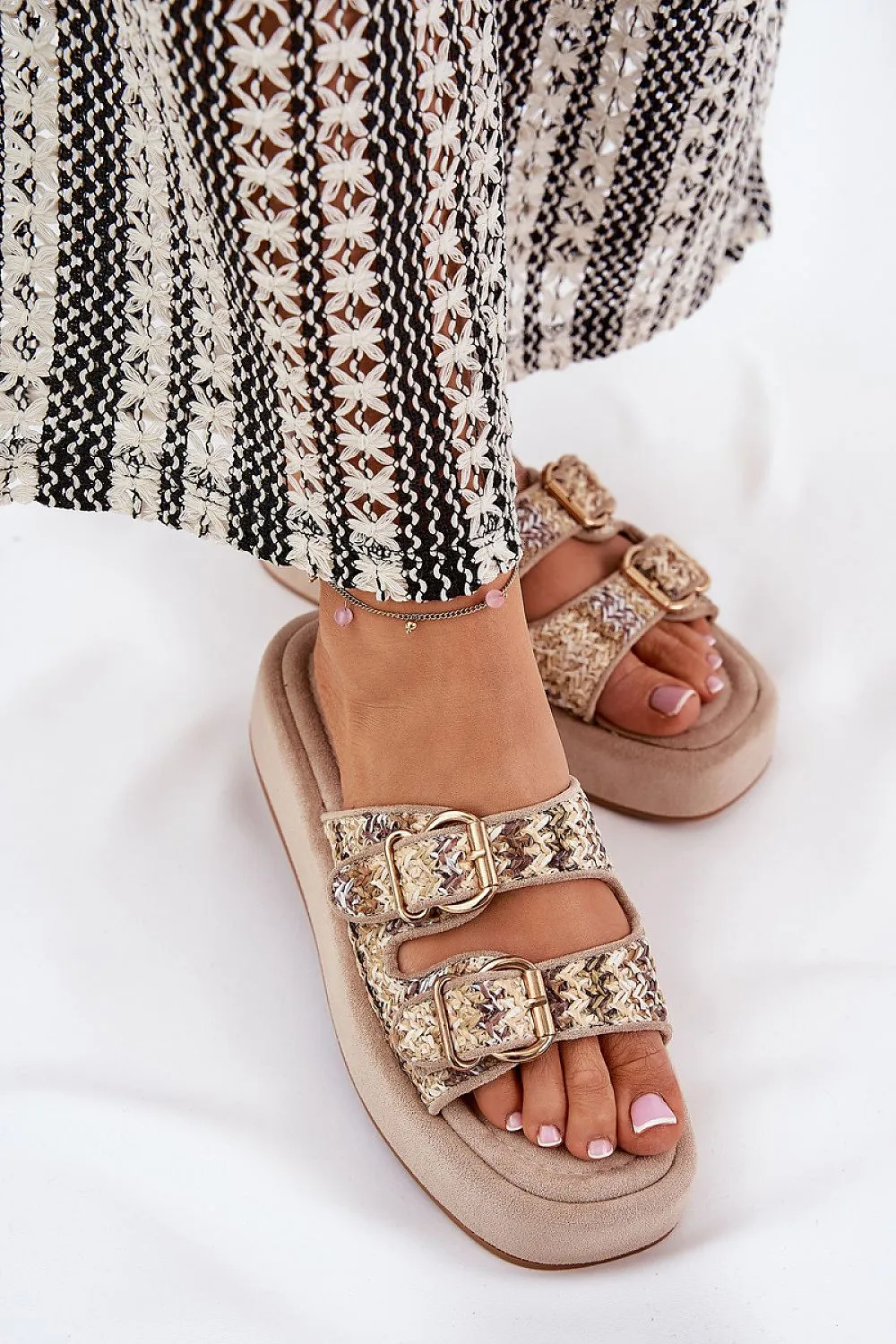 Flip-flops Step in style