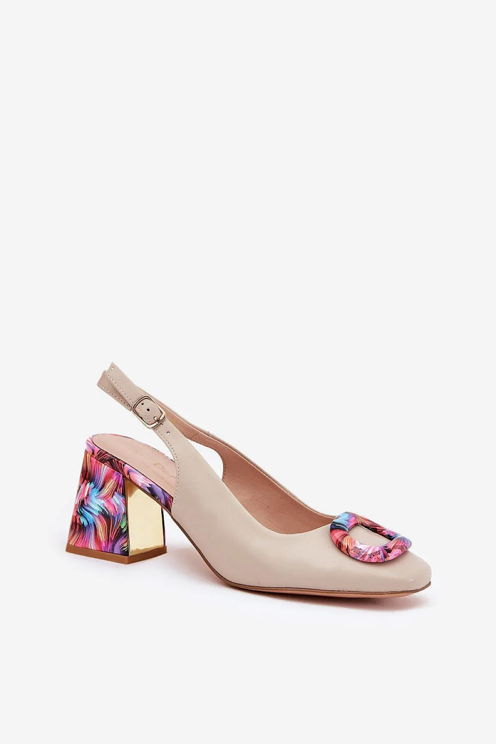 Heel sandals Step in style
