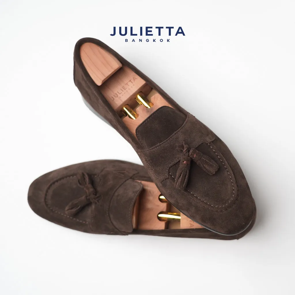 JULIETTA - Grand Tassel Loafer Suede : Brown (Unlined)