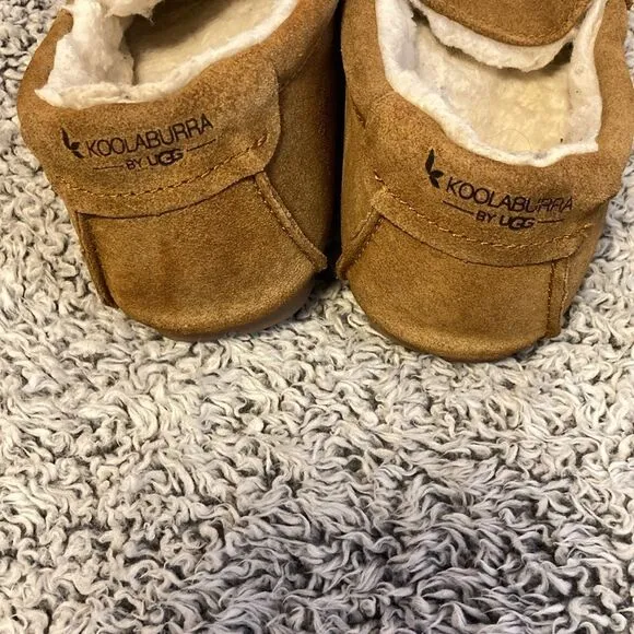 KOOLABURRA BY UGG 11 Tipton Chestnut Men’s Slippers