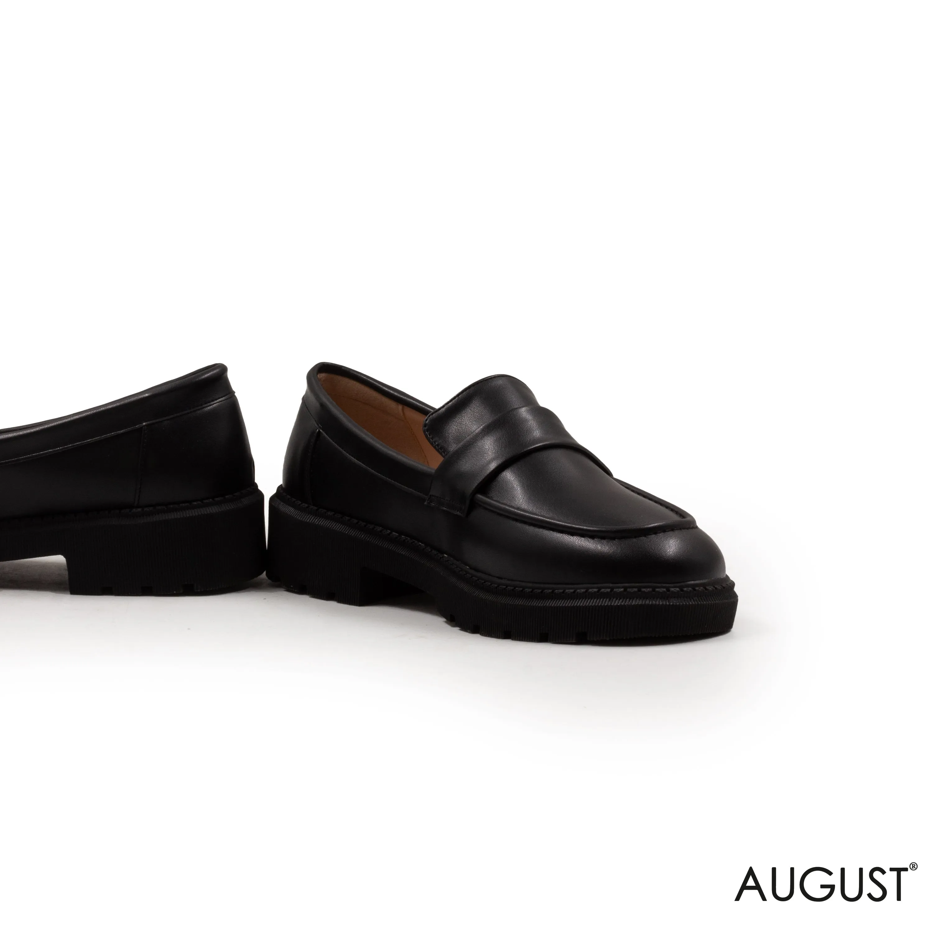 LEATHER LOAFERS