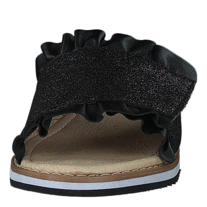Madde Black