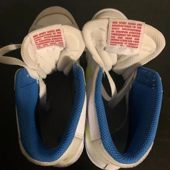 Nike Blazer Mid 77 White Lemon Velcro hi top size 7Y