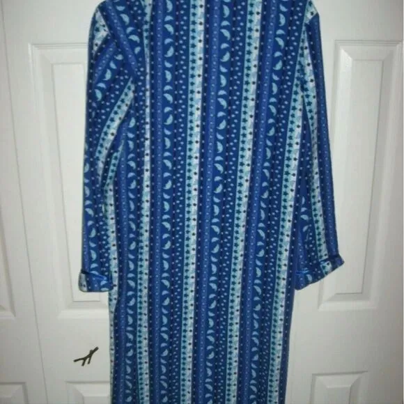 Robe Womens Blue print LIZ CLAIBORNE Zipperfront Fleece pj Small ladies pockets