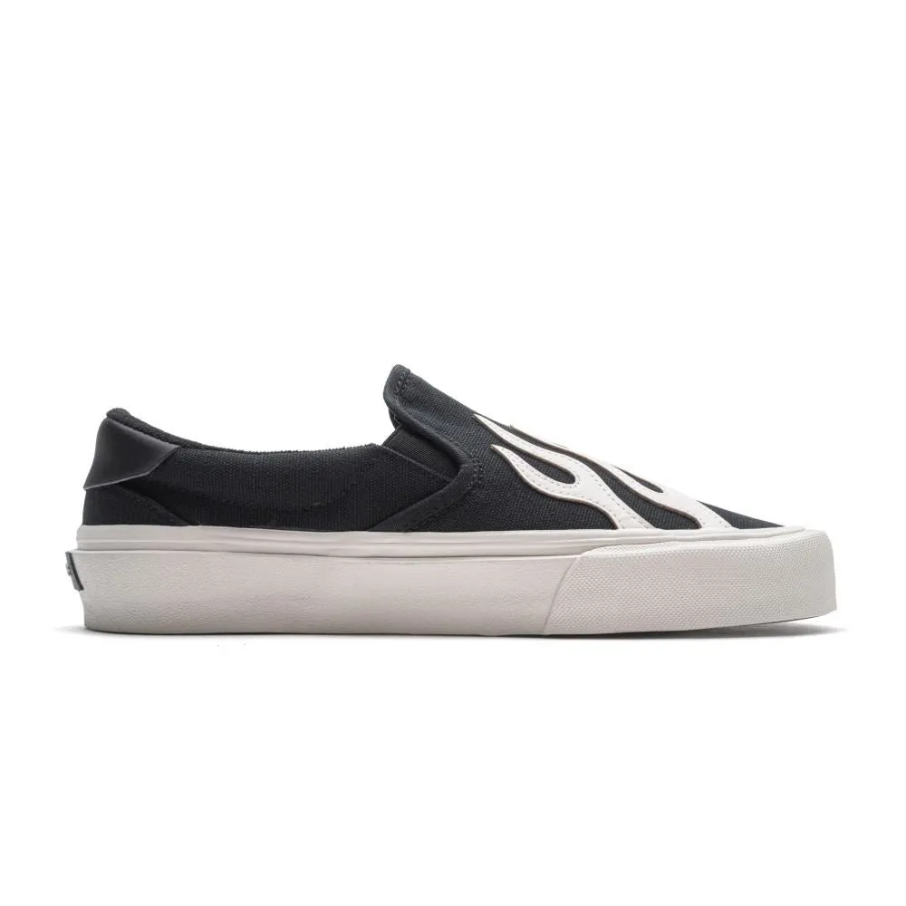 Straye Footwear Ventura XR - Flame Black / Cream
