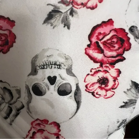Torrid Curve Body™ Skull rose Floral Demi Bra white 46DD NWT