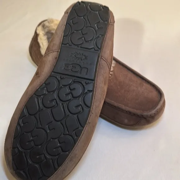 UGG Ascot Matte Leather Slipper - Tan size 10