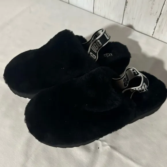 UGGFLUFF YEAH CLOGGRADE SCHOOL SANDALS