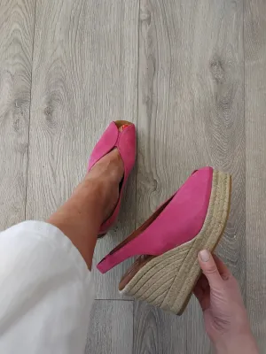 Viguera - 2128 Pink Wedge Sandal